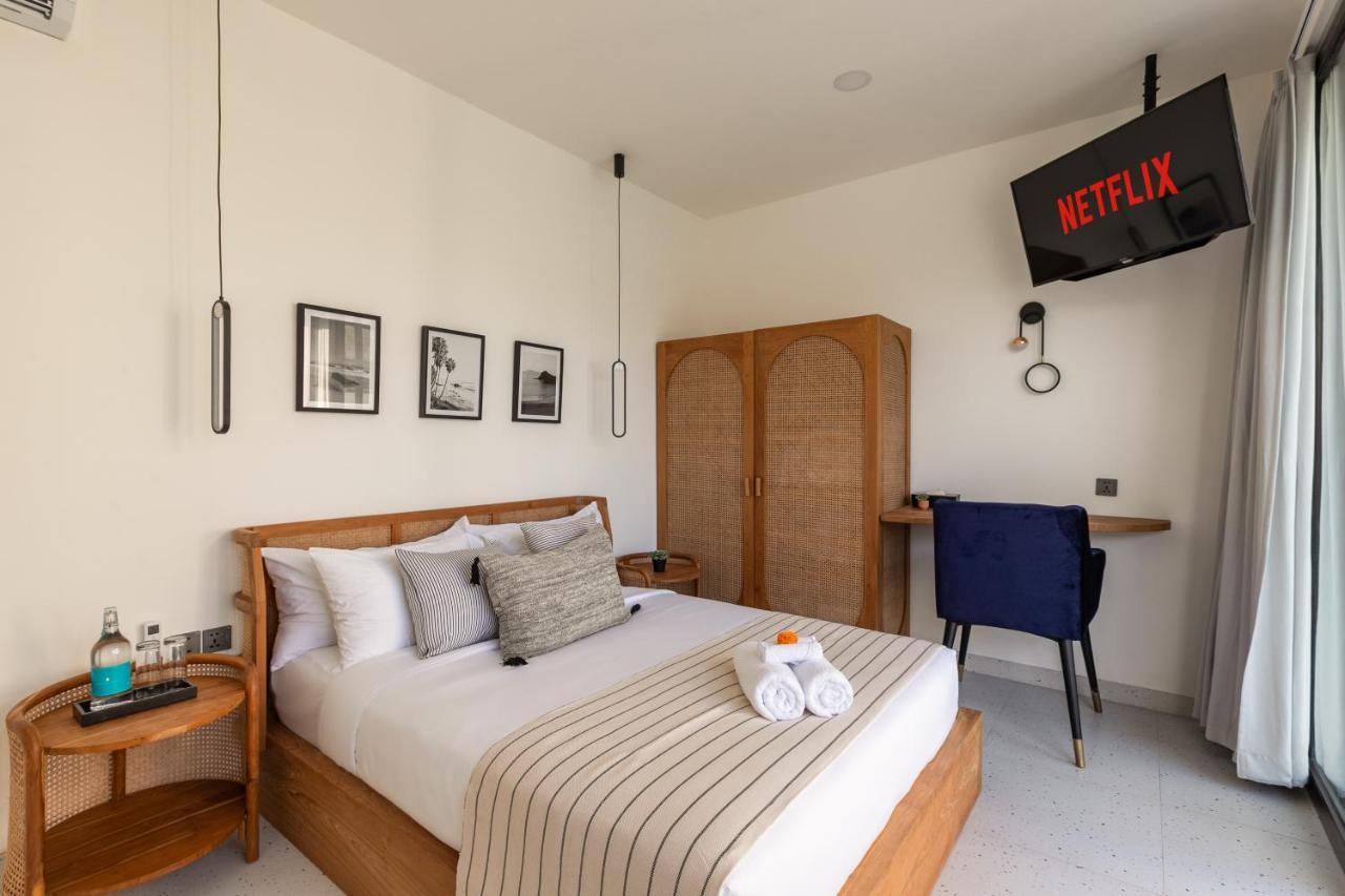 2bd By With Rooftop - Construction Nearby Villa