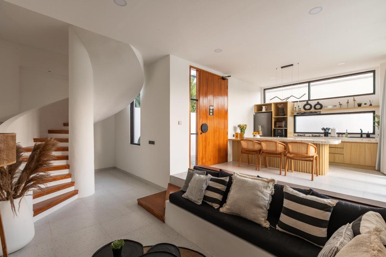 2bd By With Rooftop - Construction Nearby *