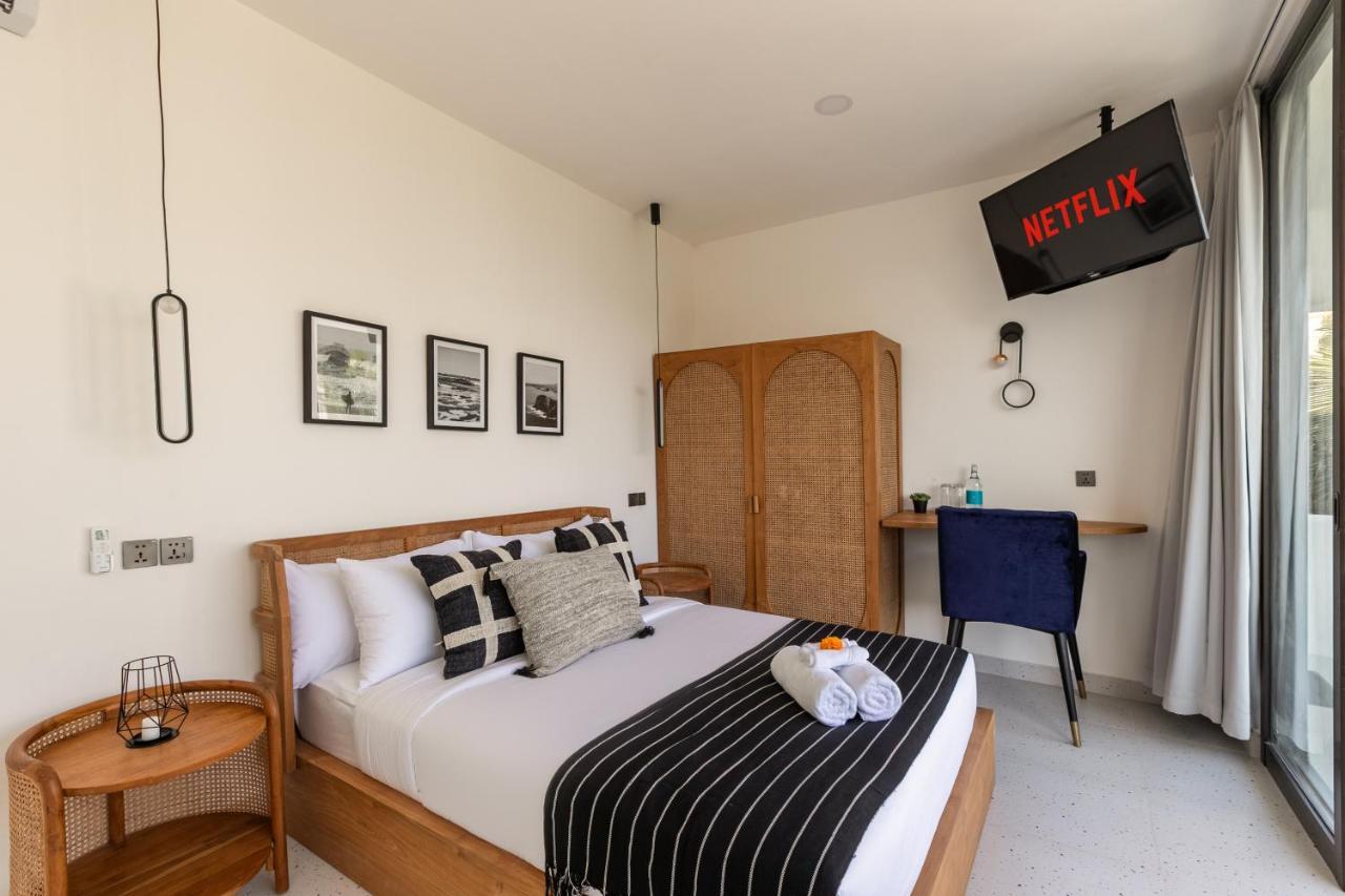 2bd By With Rooftop - Construction Nearby Villa